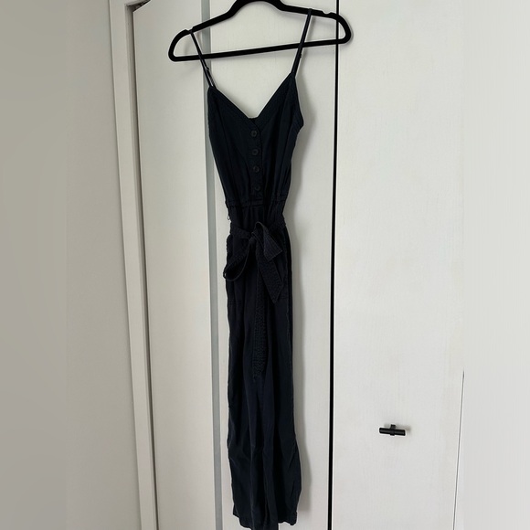 Abercrombie Blue Button Front, Tie Waist Jumpsuit - Picture 2 of 3